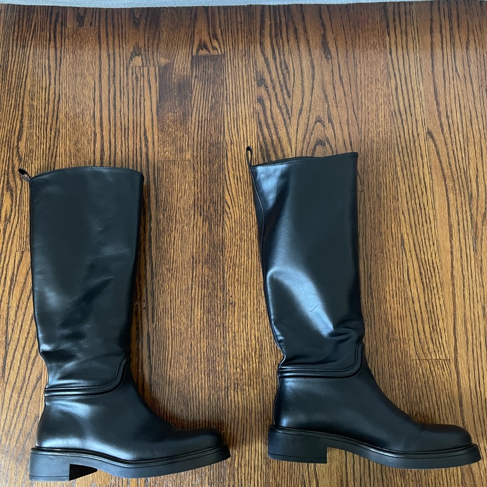 Elegant Black Knee-High Women's Boots